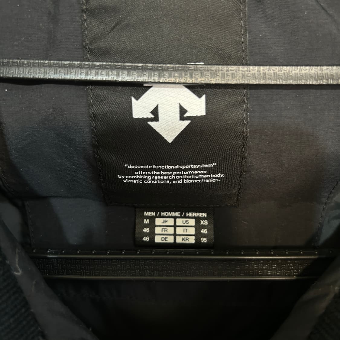 데상트 남성 패딩조끼 95  상품이미지2