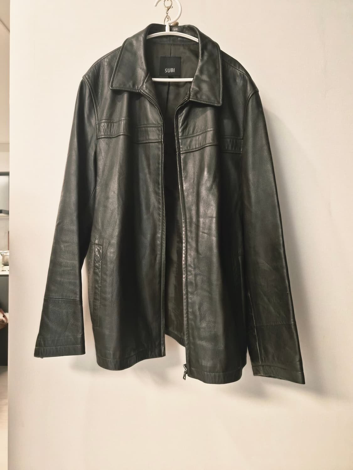 [SUBI] 블랙 가죽 자켓 (사이즈 100) 상품이미지1