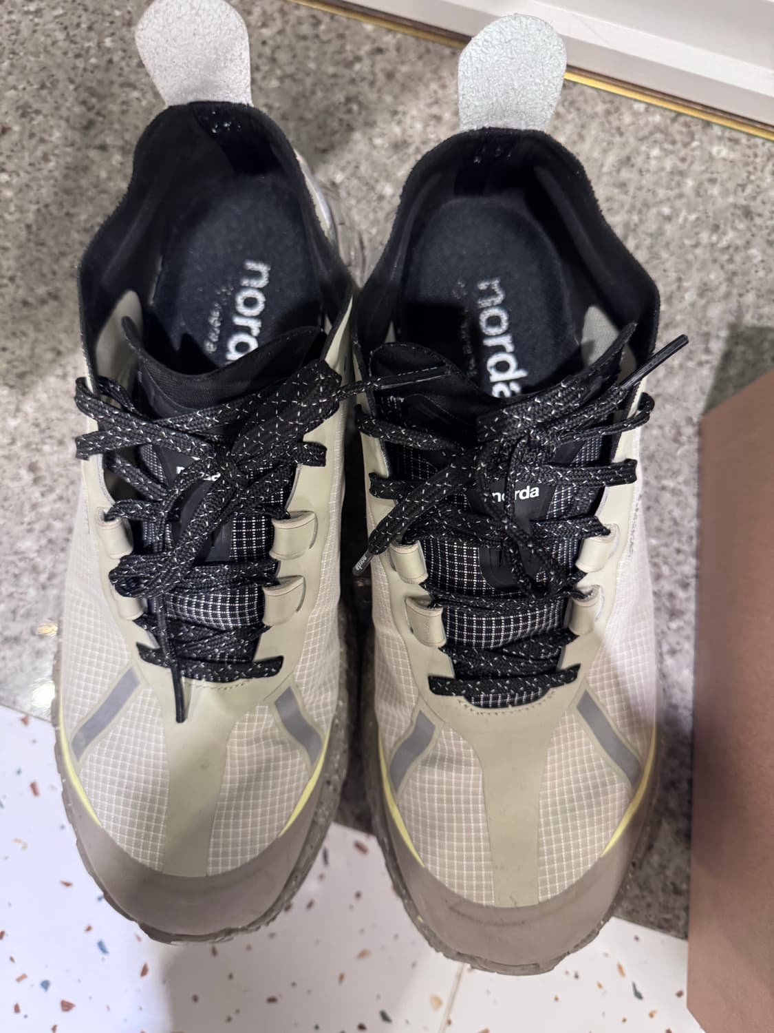 노다 Norda 001 트레일 러닝화 칼사이트 285사이즈 상품이미지4