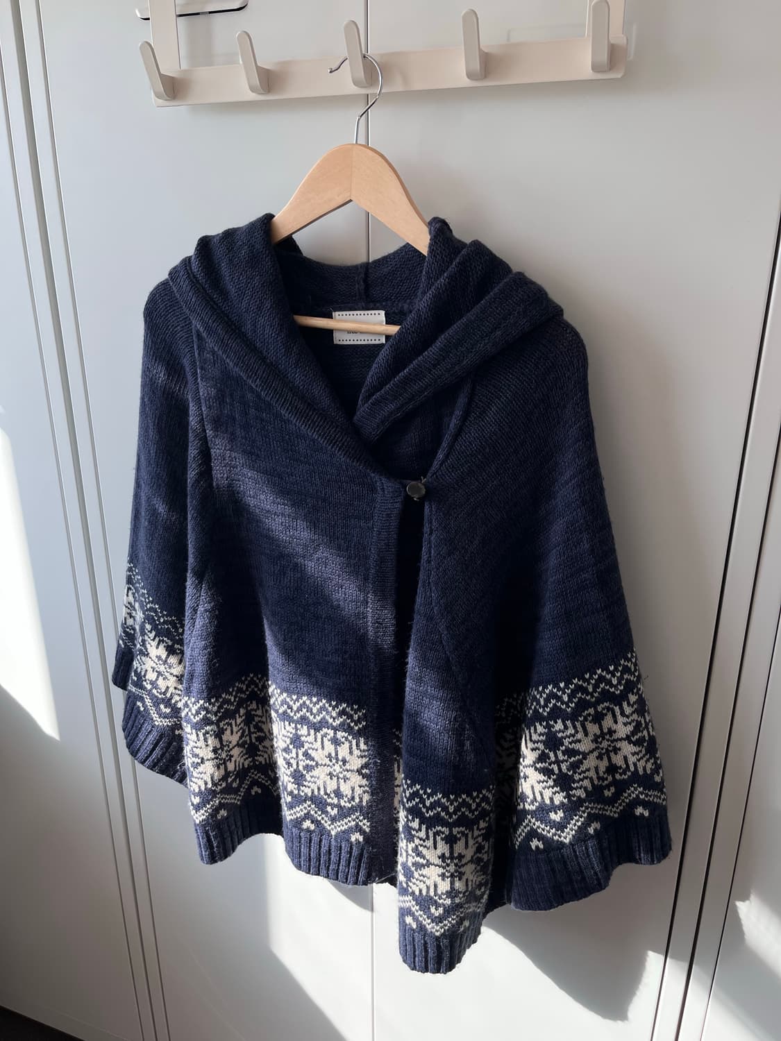 Free nature 눈꽃 노르딕 후드 케이프 니트 가디건  상품이미지10