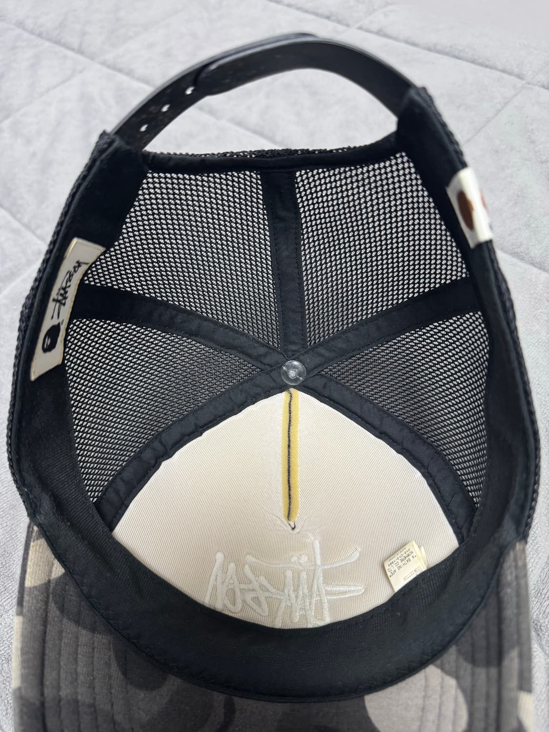 스투시 베이프 트러커 캡 상품이미지2