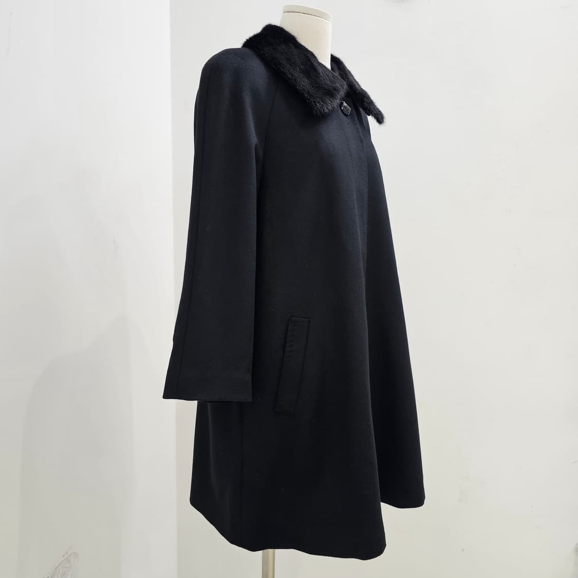 캐시미어100 블랙 밍크카라 빈티지 롱코트 상품이미지2