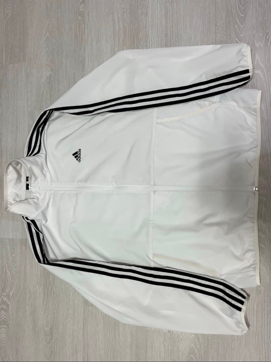 아이다스 바람막이 L-XL 상품이미지1