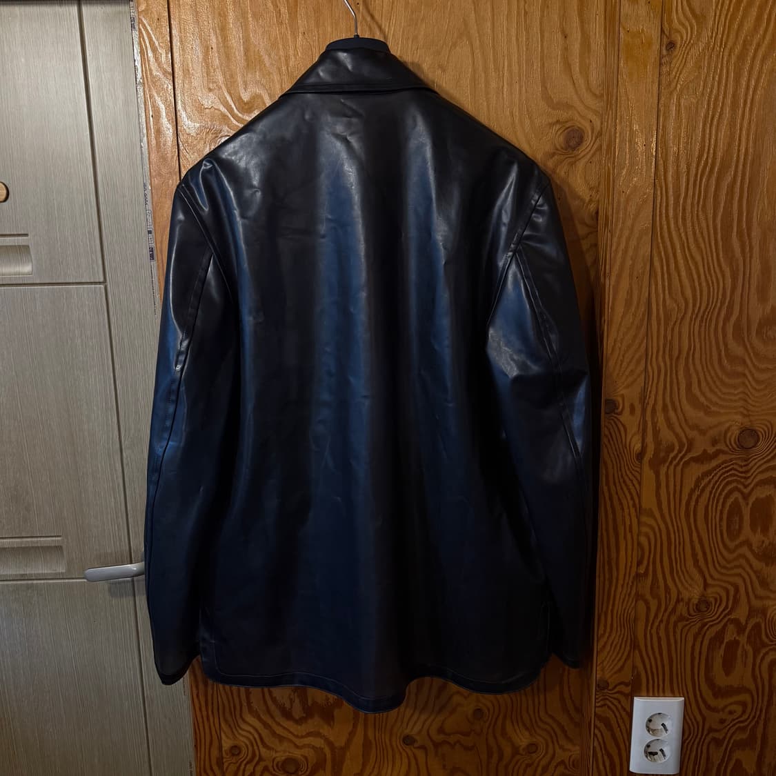 에르메스 페이크 가죽 자켓 판매 합니다. 상품이미지7