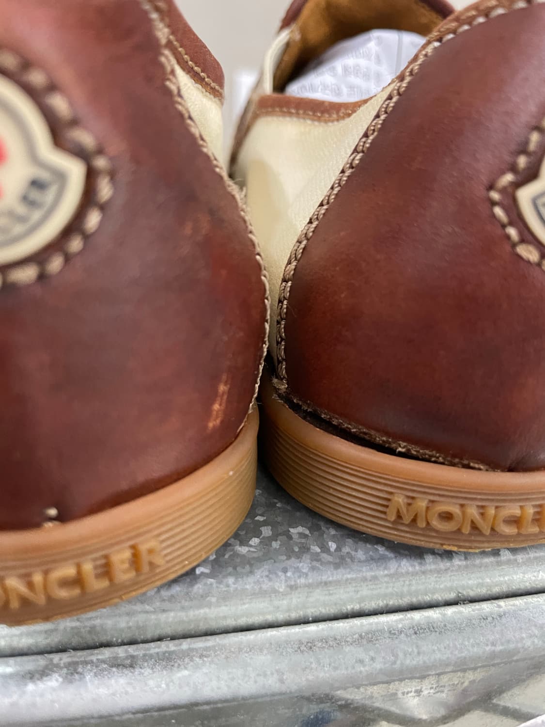 몽클레어 슬립온 39 상품이미지10