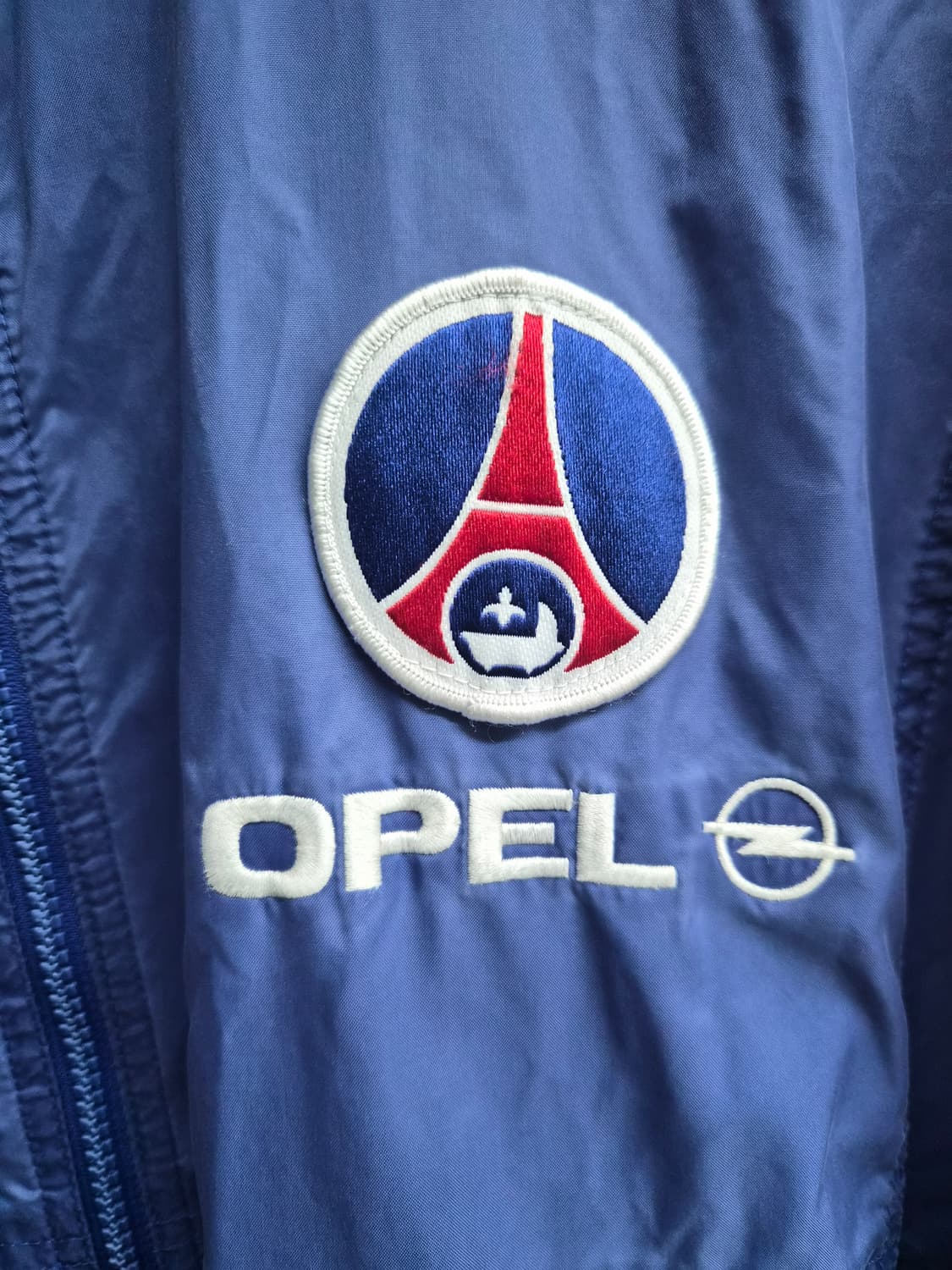 L/105) 나이키 올드스쿨 90's  파리생제르망 트랙자켓 팝니다 상품이미지4