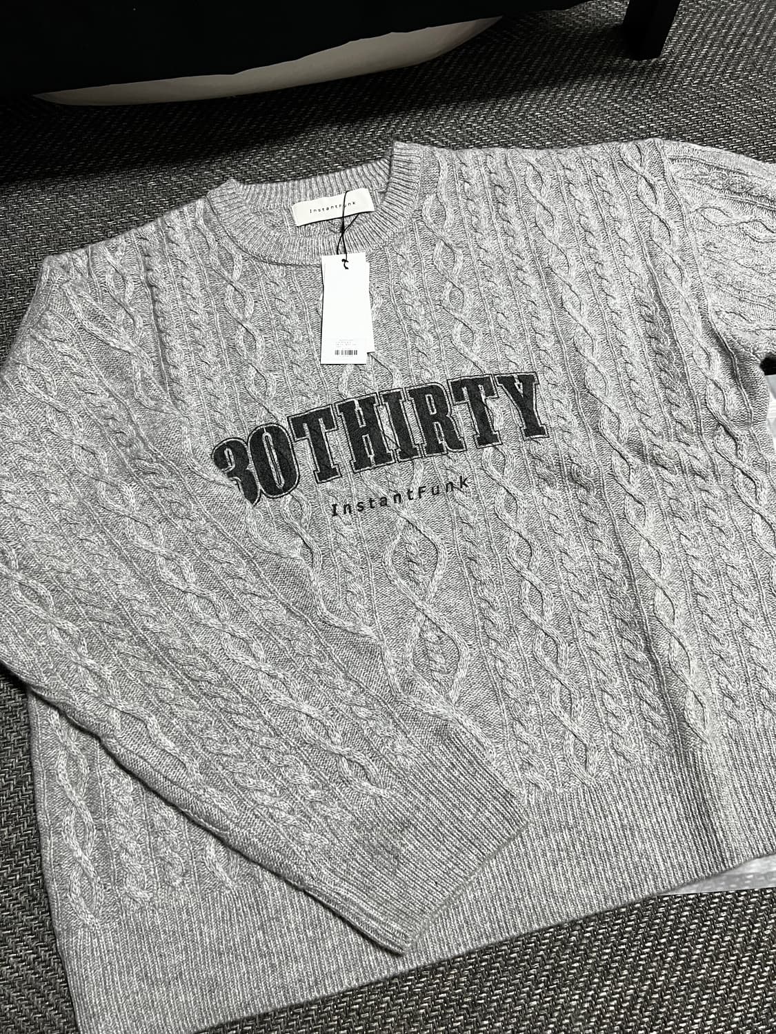 새상품/구할수없는/약30%저렴) 레터링케이블울니트 FREE/인스턴트펑크 상품이미지3