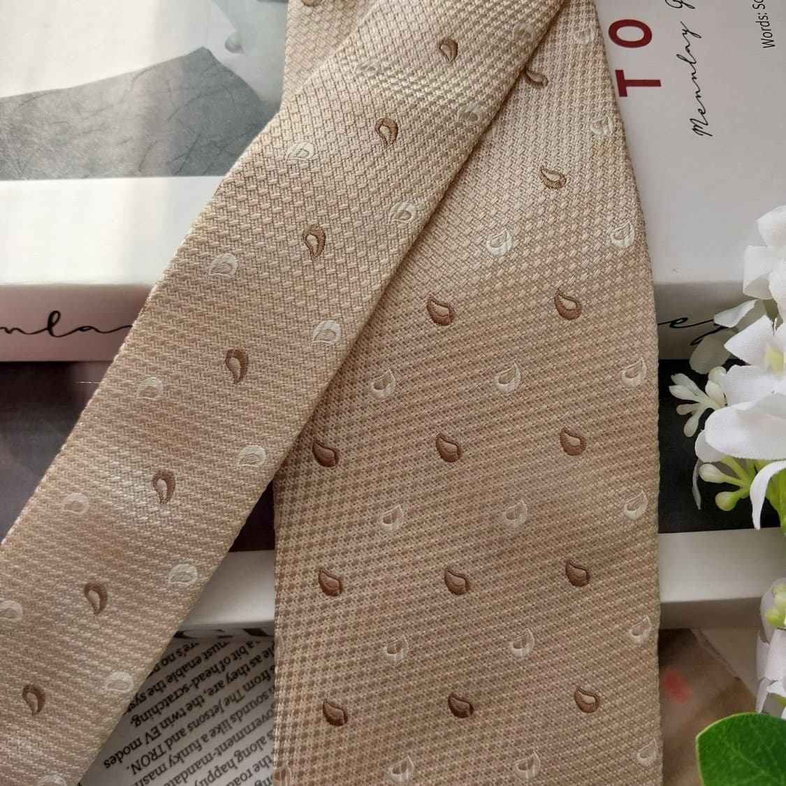 아쿠아스큐텀 실크 베이지 워터드롭 넥타이 8.5cm A등급 K1568 상품이미지3