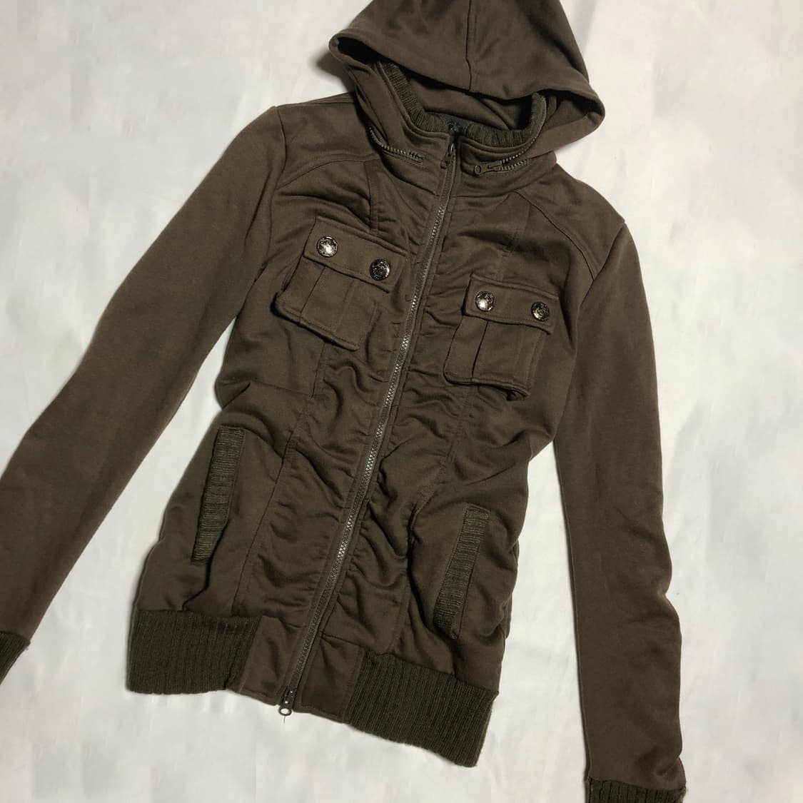 리브 버튼 후드 집업 브라운 상품이미지2