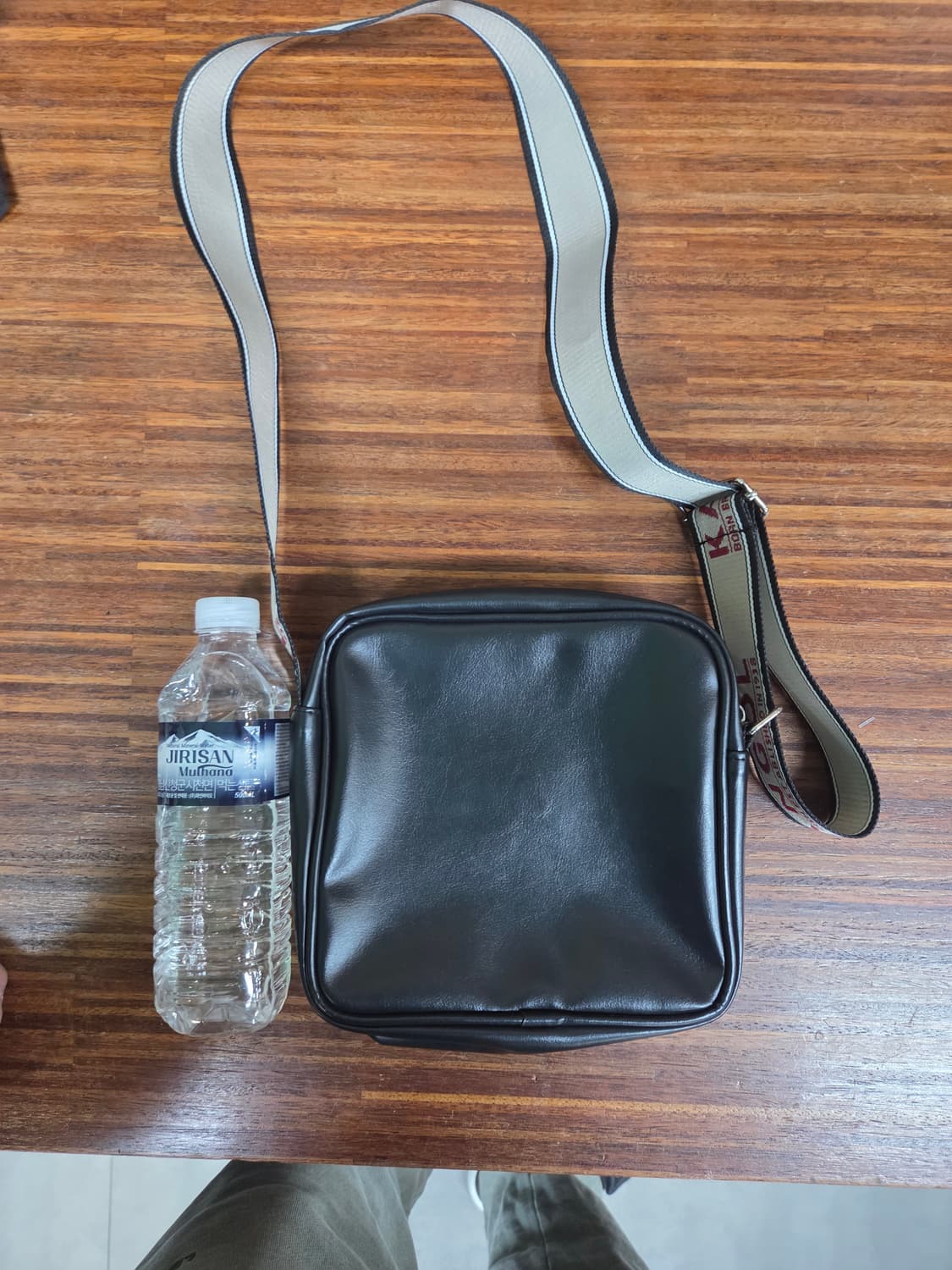 캉골 레더 크로스백  상품이미지2