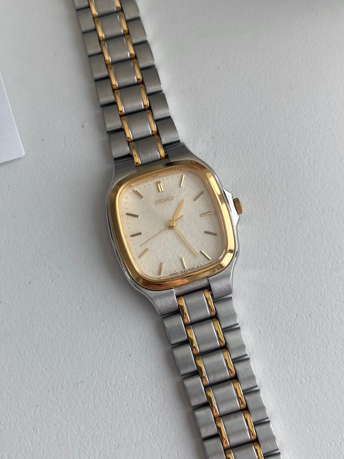 Seiko 세이코 콤비 린넨 다이얼 스퀘어 쿼츠 상품이미지2