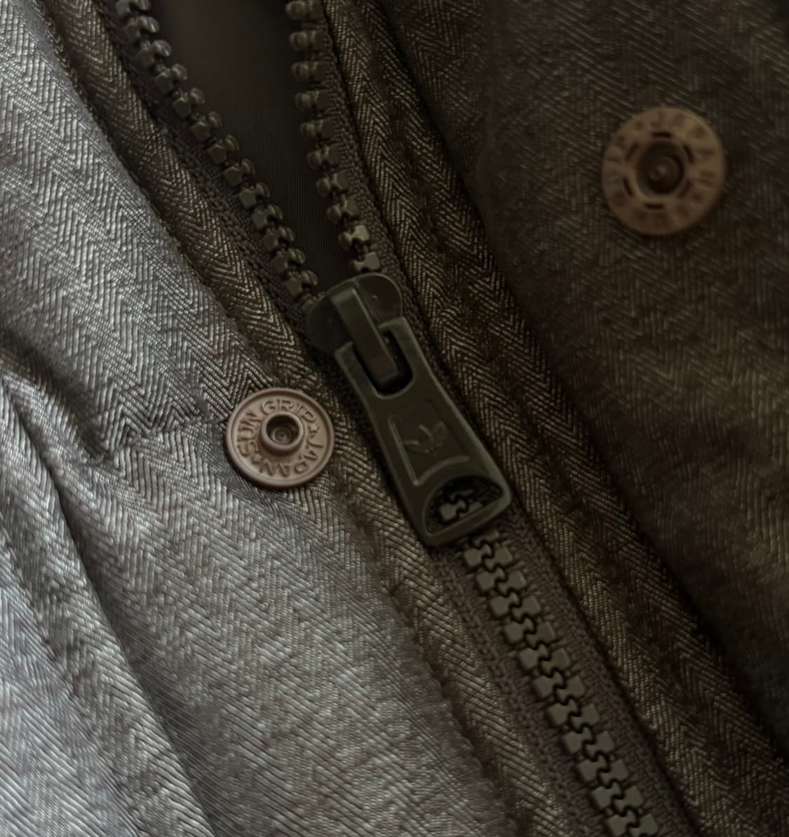 adidas 아디다스 브라운 퍼 후드 패딩 점퍼 상품이미지4