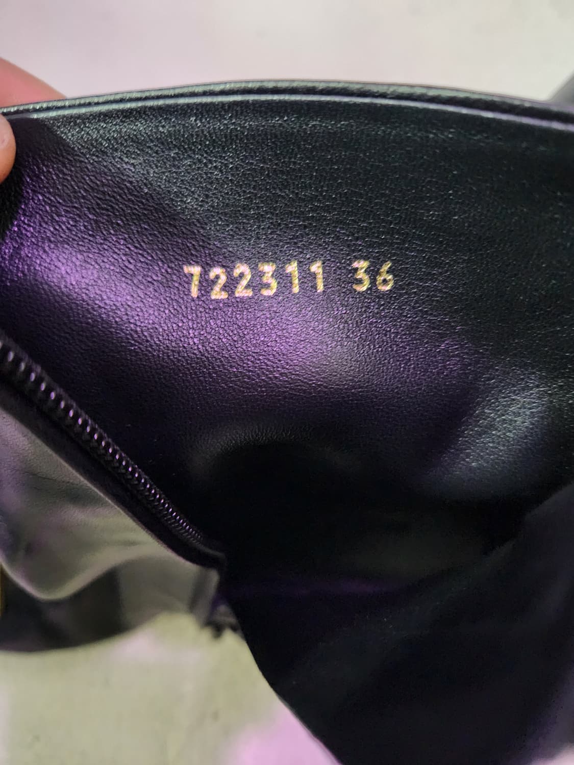 발렌시아가 BB 로고 앵클부츠 상품이미지3