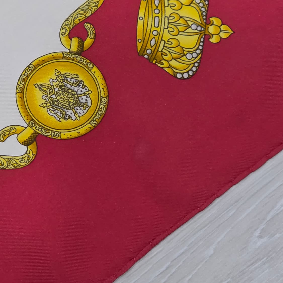 에르메스 실크 까레 스카프 Les Tambours 드럼 패턴 상품이미지5