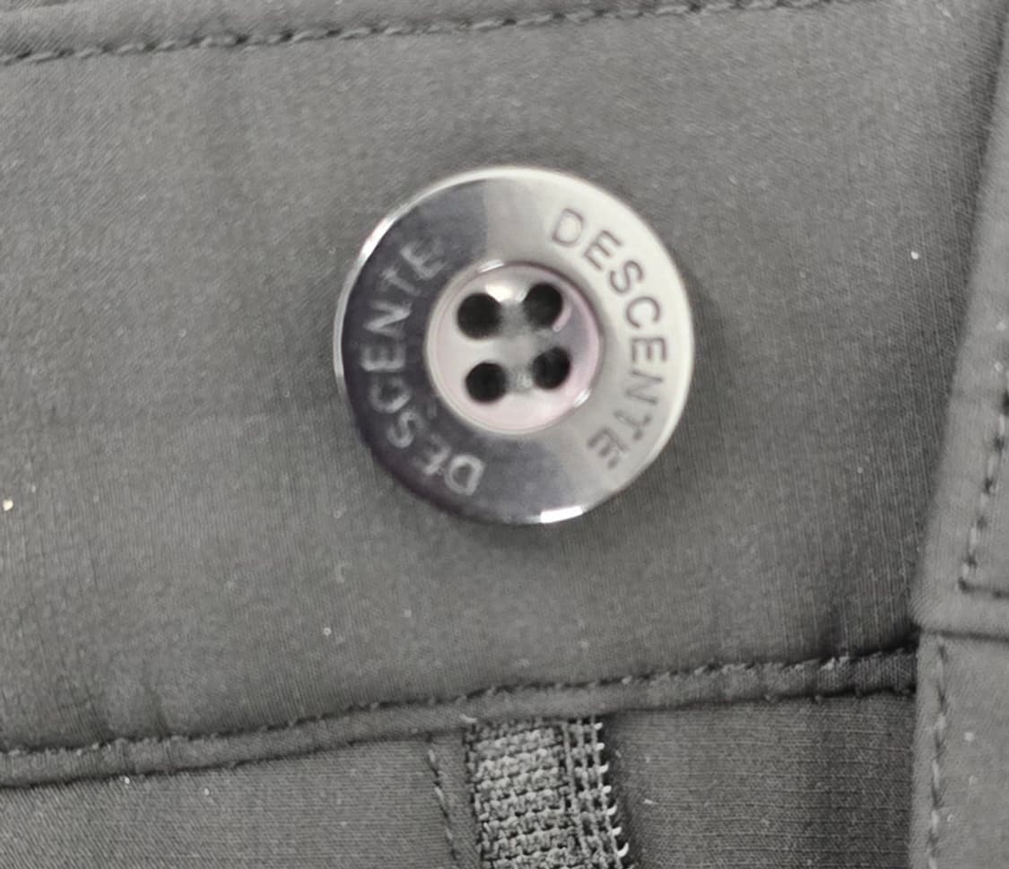 데상트 남성 얇은기모바지.  싸이즈 32 상품이미지3