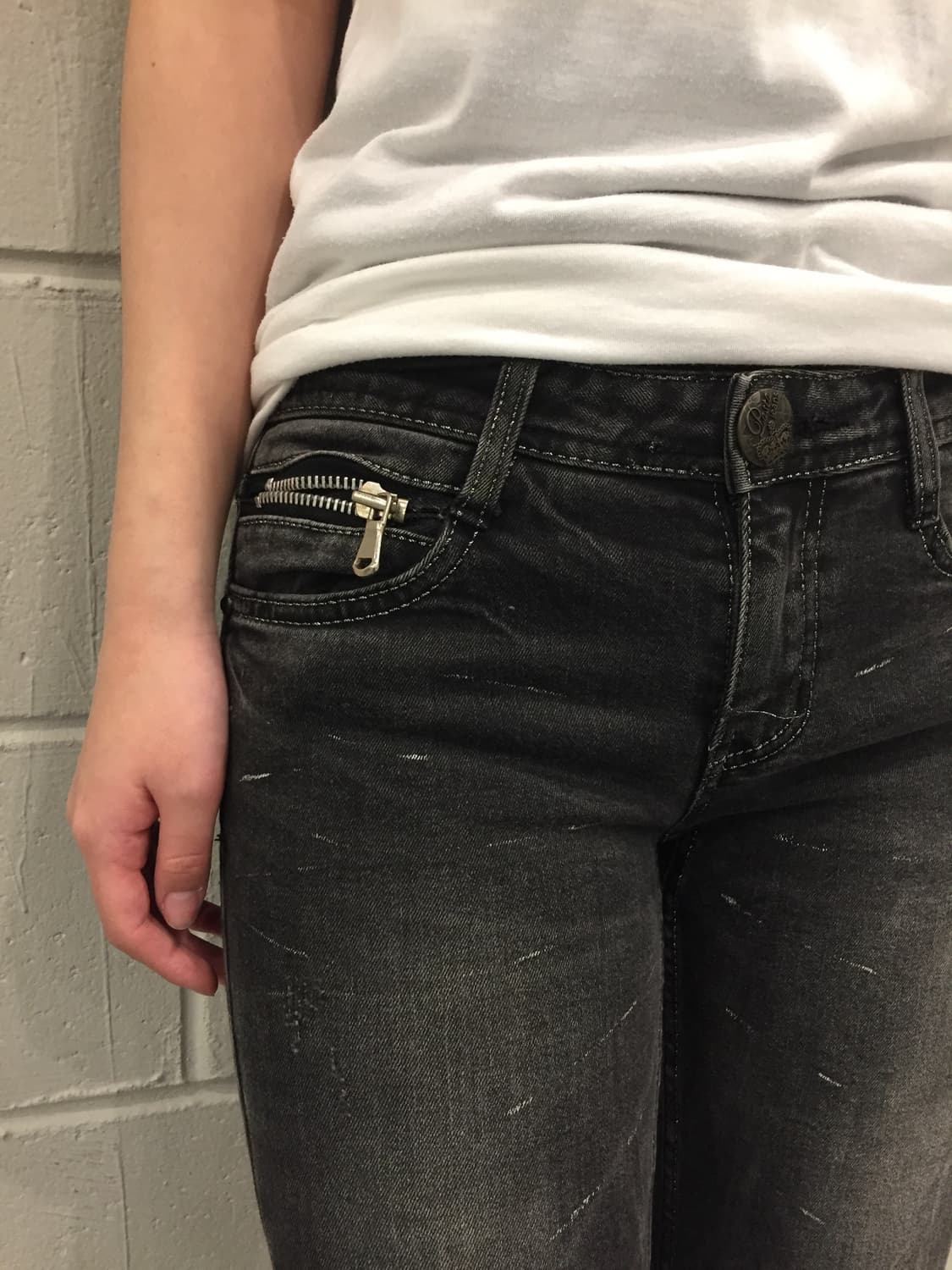 DASTA DENIM 크로스 패치 데님팬츠 상품이미지3