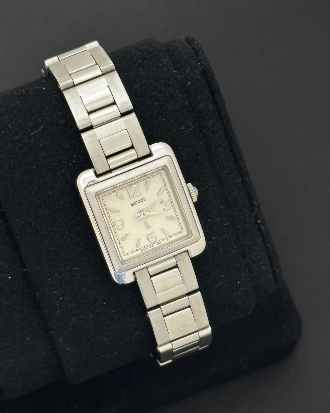 세이코 루키아  여성 시계 상품이미지1