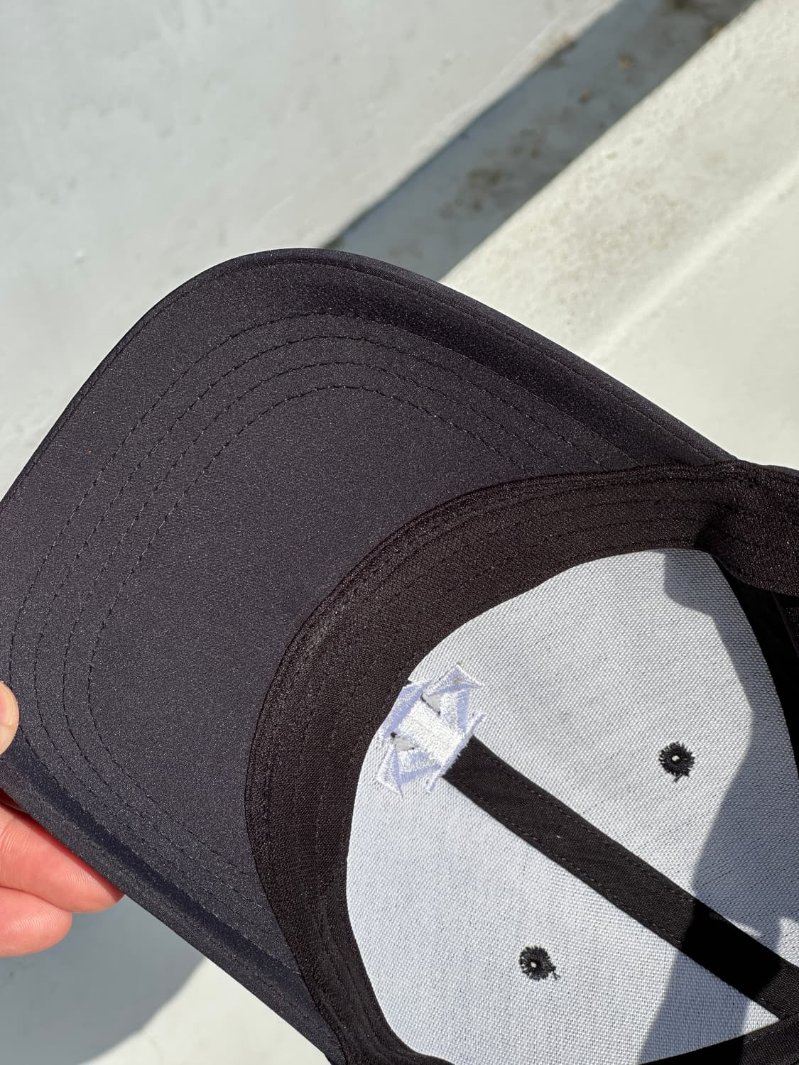 [M-L] 데상트 로고 블랙 볼캡 모자 상품이미지5