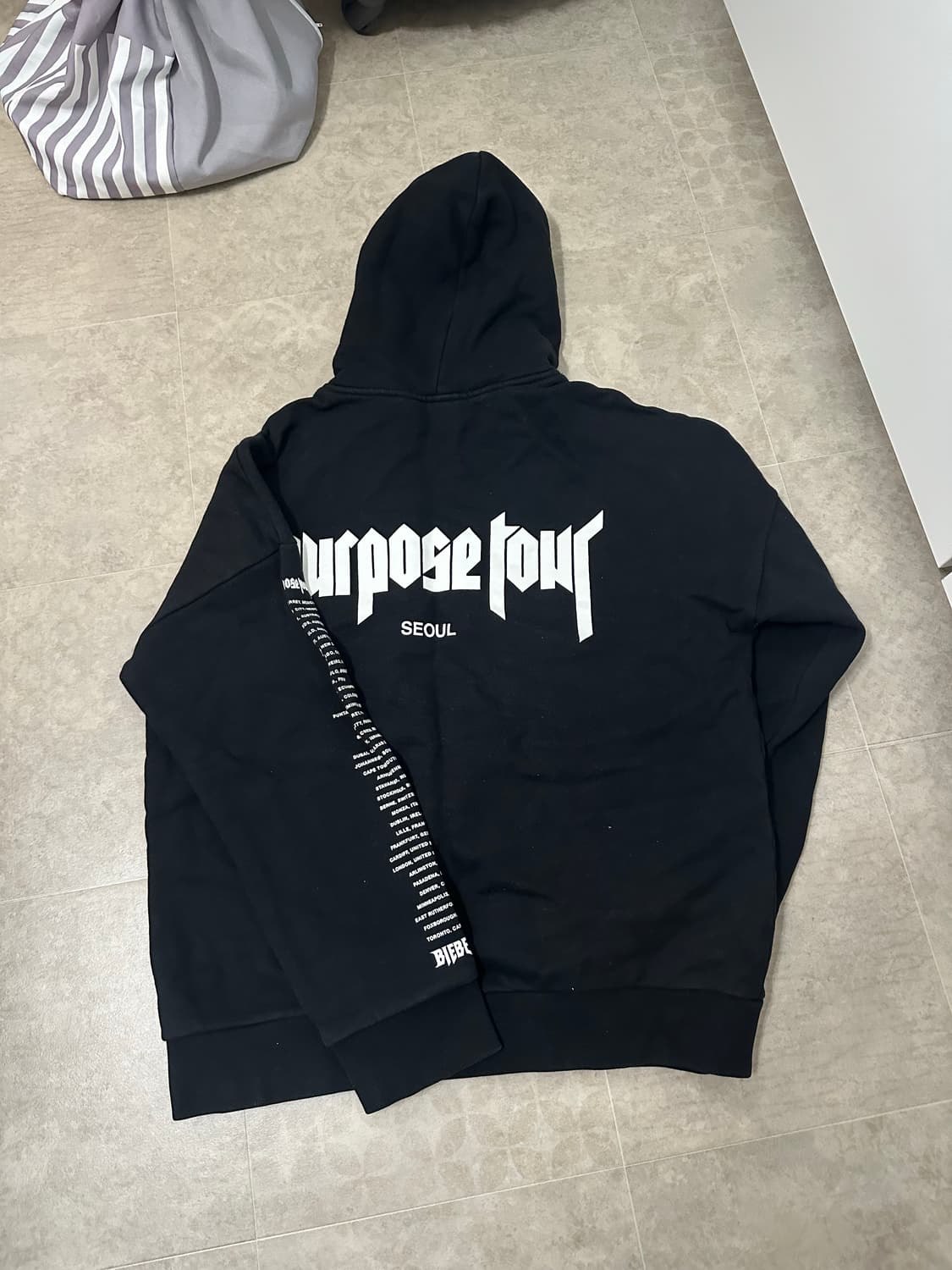 Bieber purpose tour staff hoodie 상품이미지1
