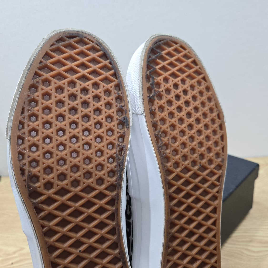 260 반스 x CDG 어센틱 OG 상품이미지8