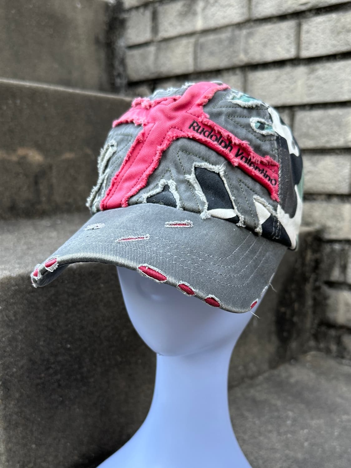 90s Rudolph Valentino camo red cross cap 상품이미지2