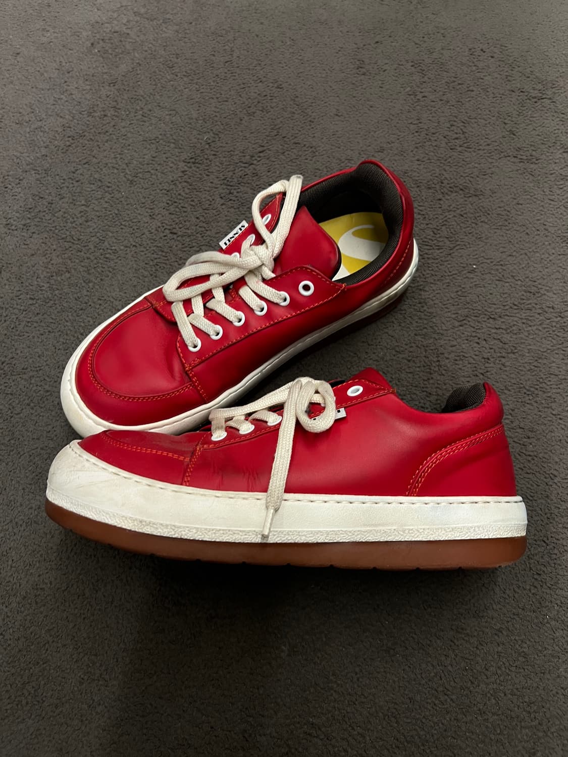 써네이 레더 스니커즈 처분  상품이미지2