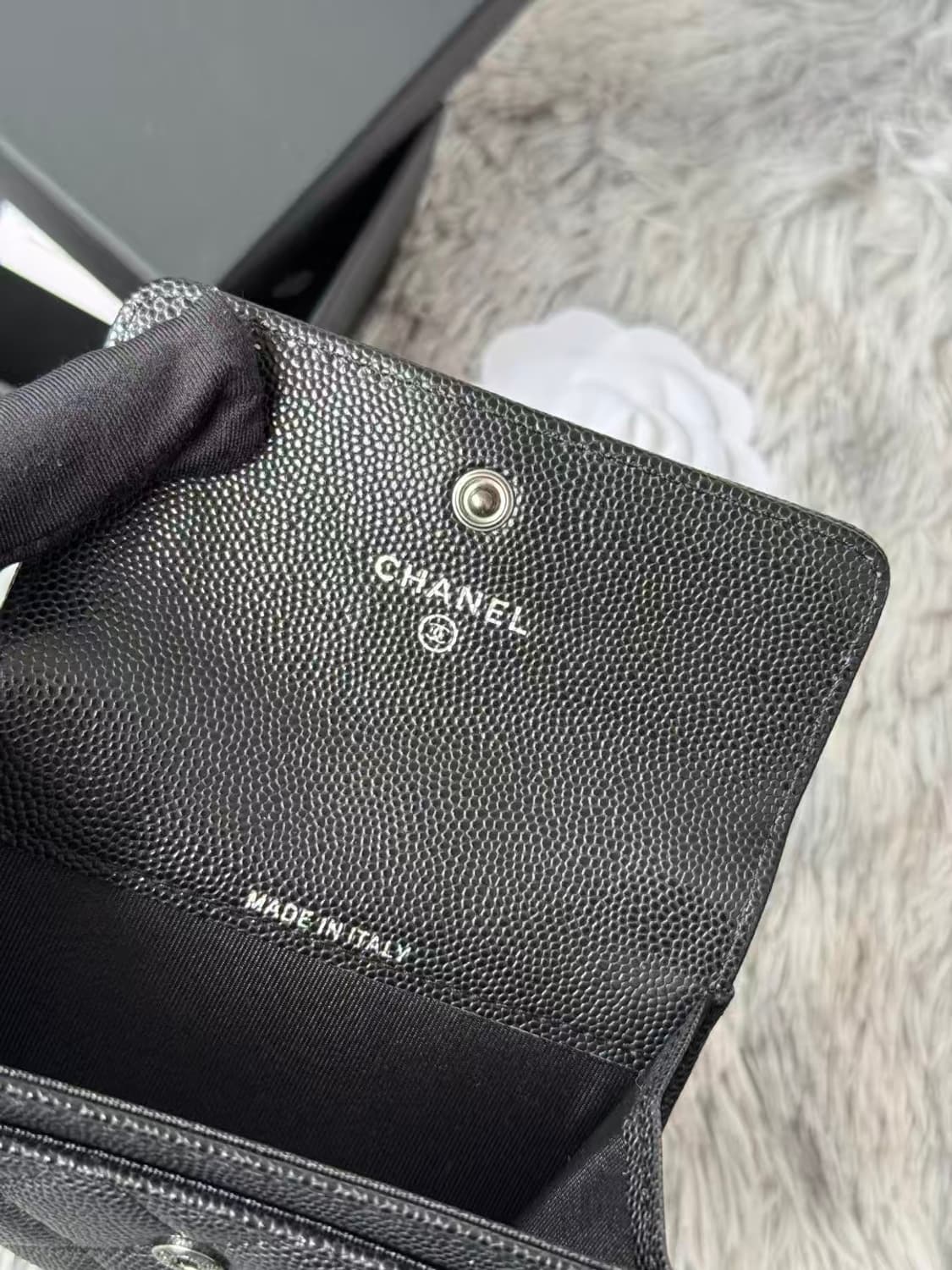 샤넬 보이 샤넬 플랩 카드 홀더 그레인드 카프스킨 & 루테늄 메탈 블랙 상품이미지5