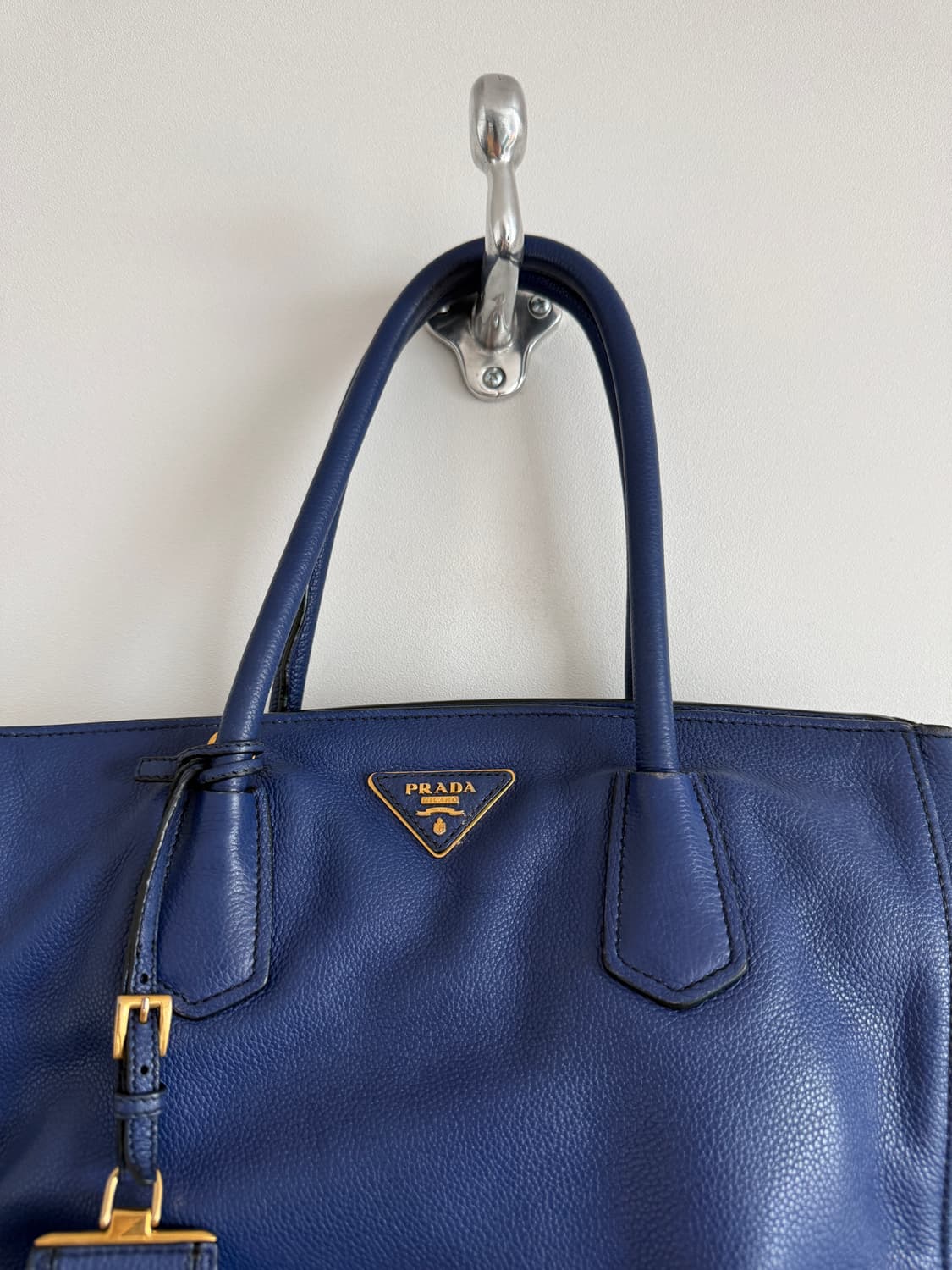 프라다(PRADA) 레더 토트백(크로스 가능) 상품이미지3