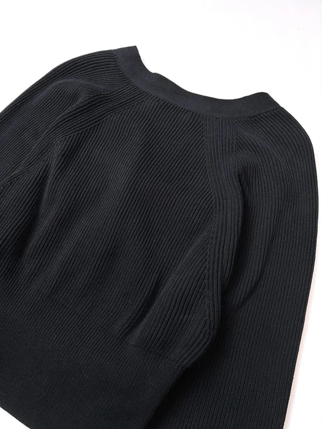 코스 COS 릴랙스드 핏 크롭 니트 카디건 PN5234 상품이미지4