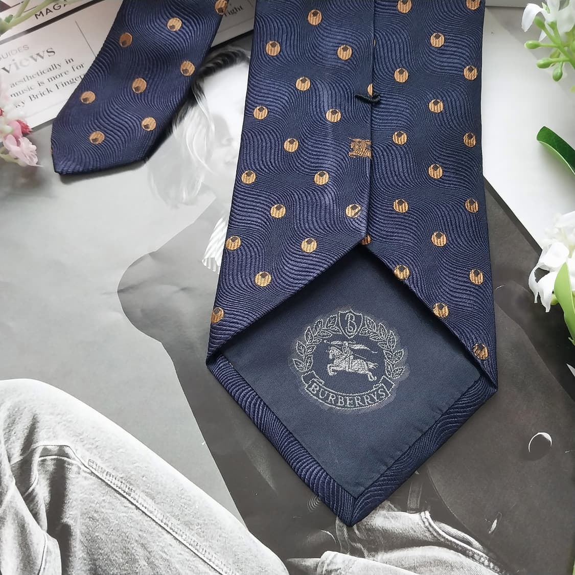버버리 실크 도트&기마사 자카드 넥타이 9.5cm A+등급 K1531
 상품이미지7