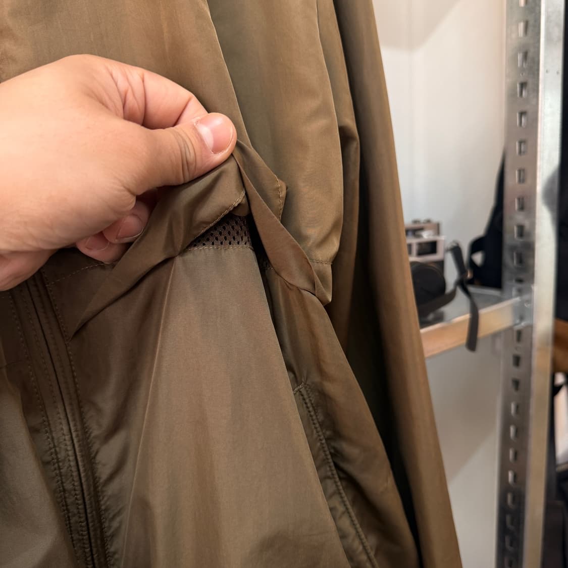 엠포리오 아르마니 EA7 워터 리플렉트 윈드 프루프 트랙탑 상품이미지3