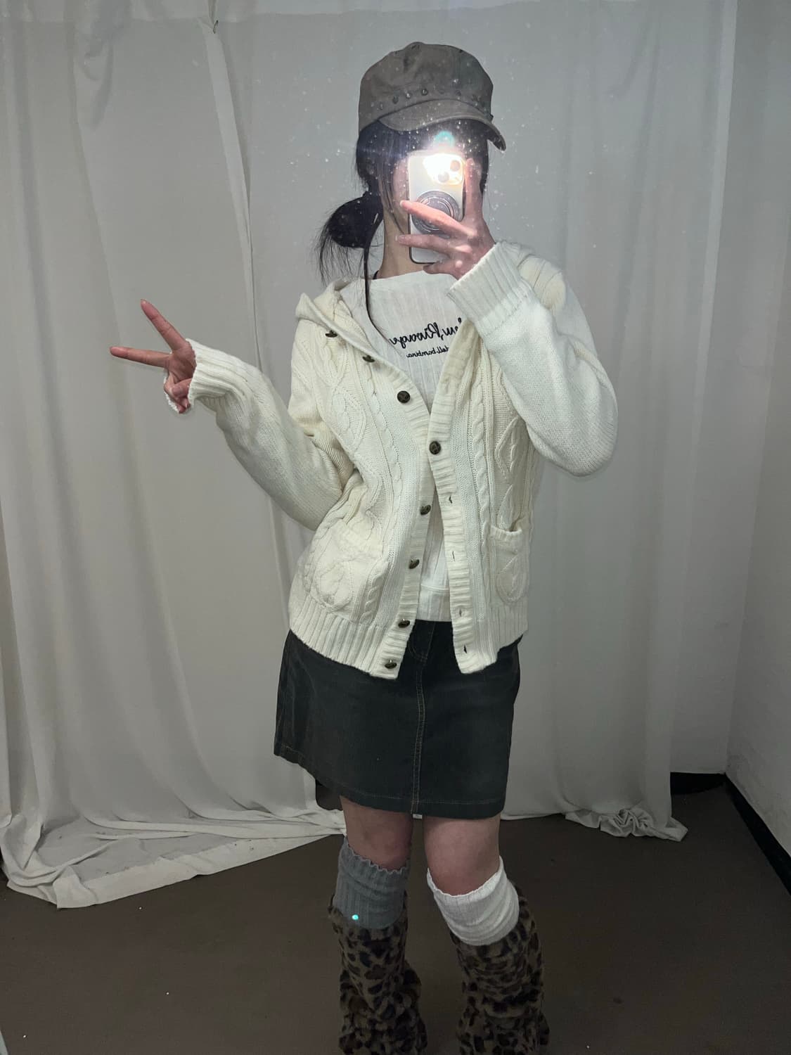 아이보리 후드 니트 가디건 상품이미지1