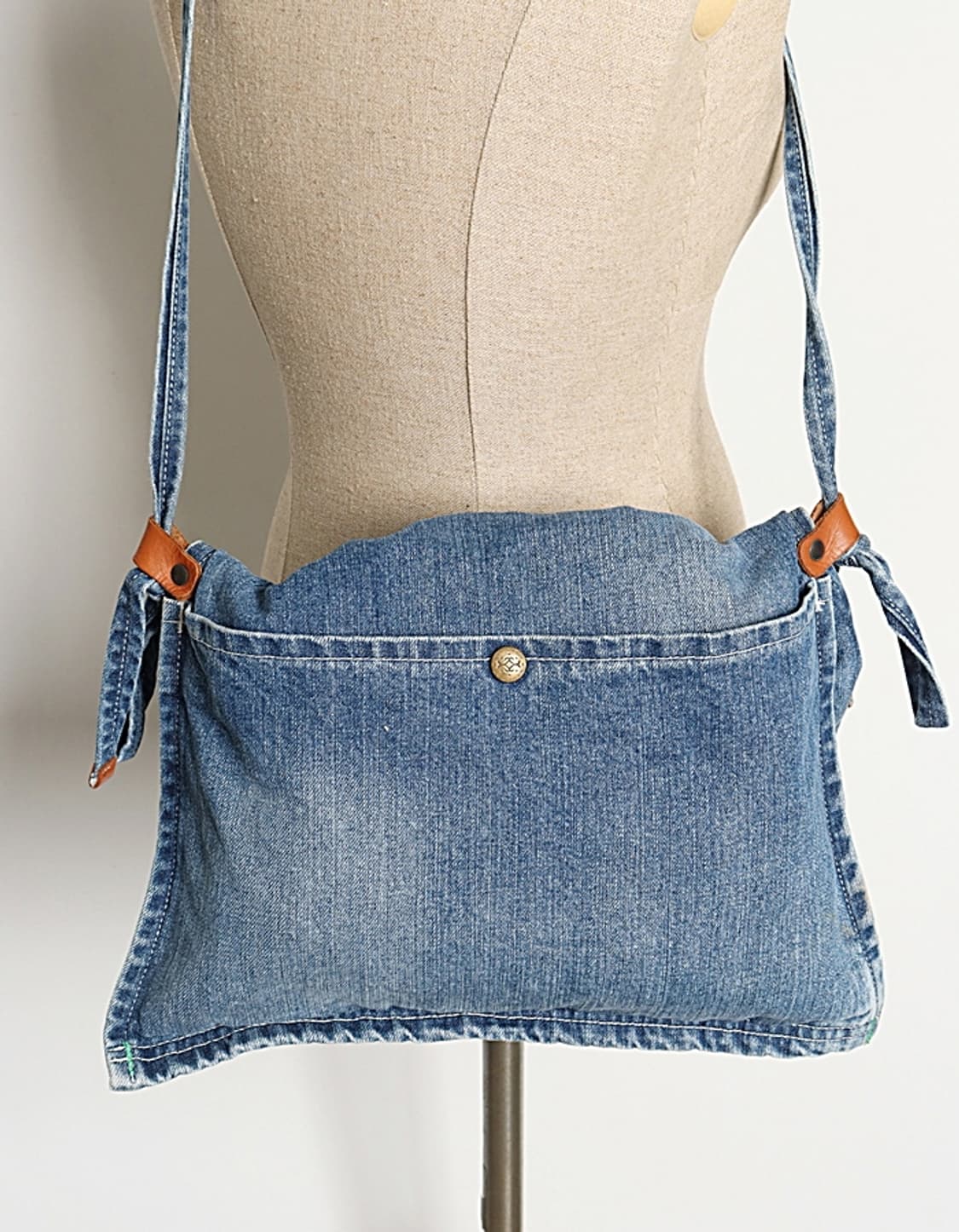 Lo Lo La vo Denim Cross Bag 상품이미지4