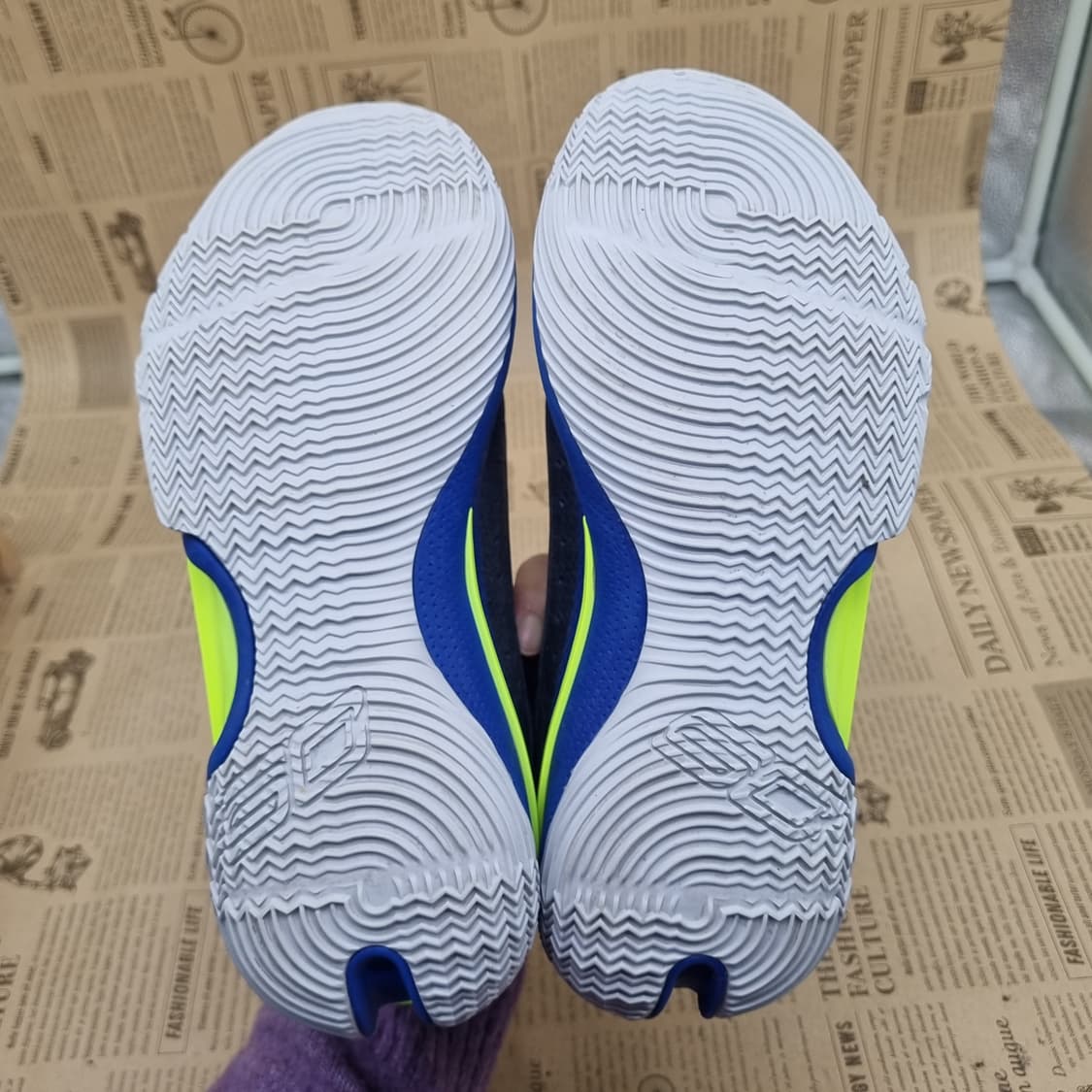 언더아머 커리7 농구화270 상품이미지3