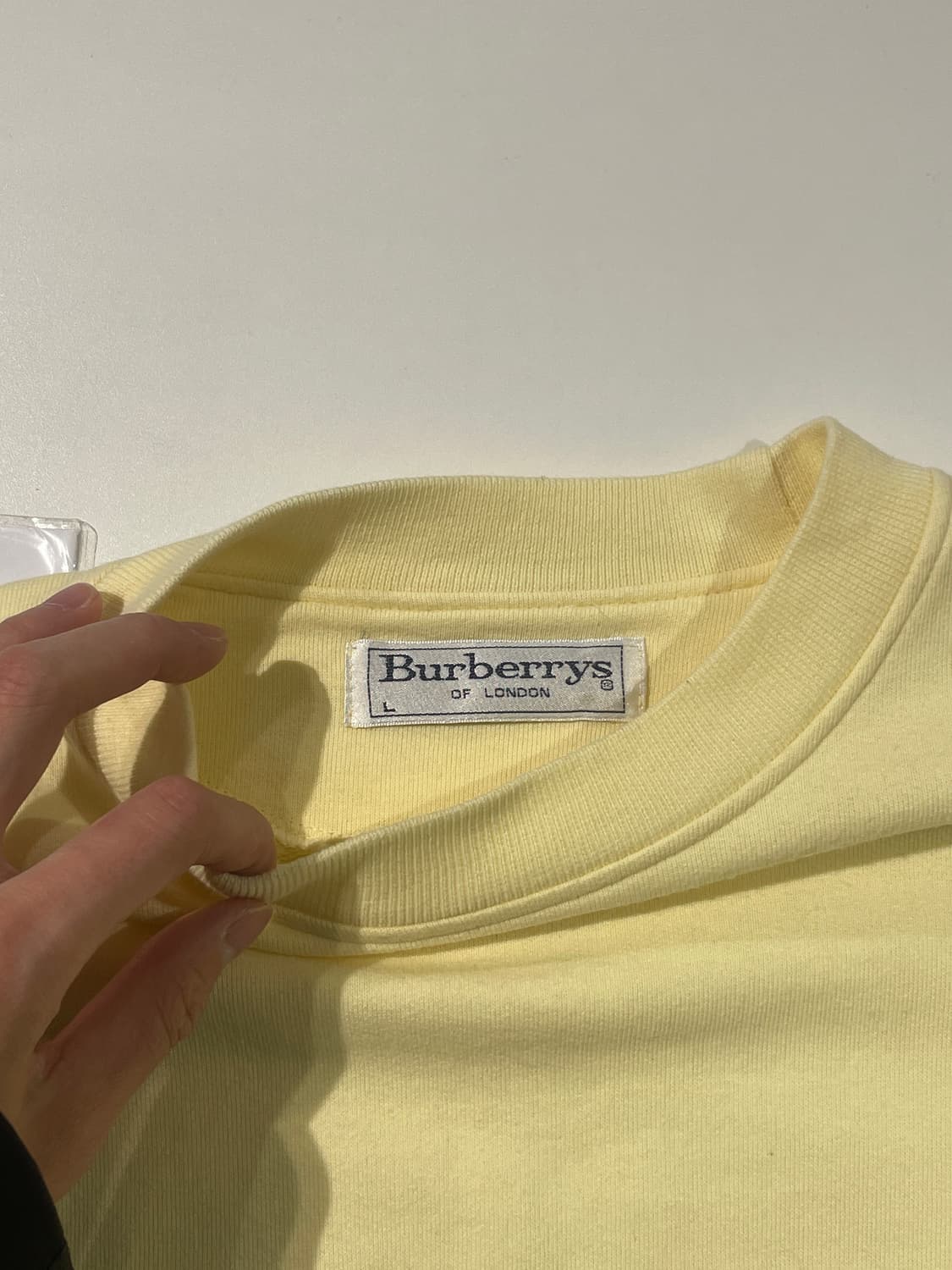 버버리 옐로우 폴리크롬 로고 크루넥 스웻 셔츠 상품이미지7