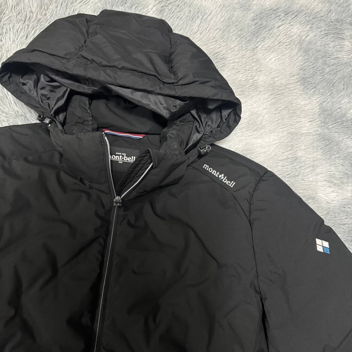 몽벨  구스다운 경량패딩 남성 100사이즈 상품이미지2