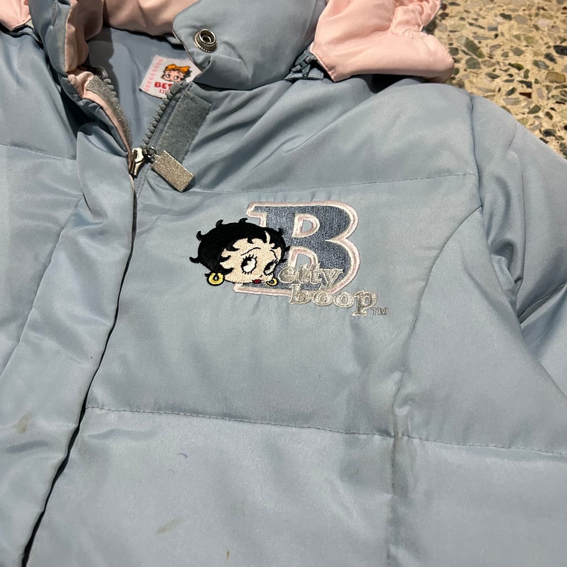 베티붑(betty boop) 스카이블루 패딩 자켓 상품이미지5