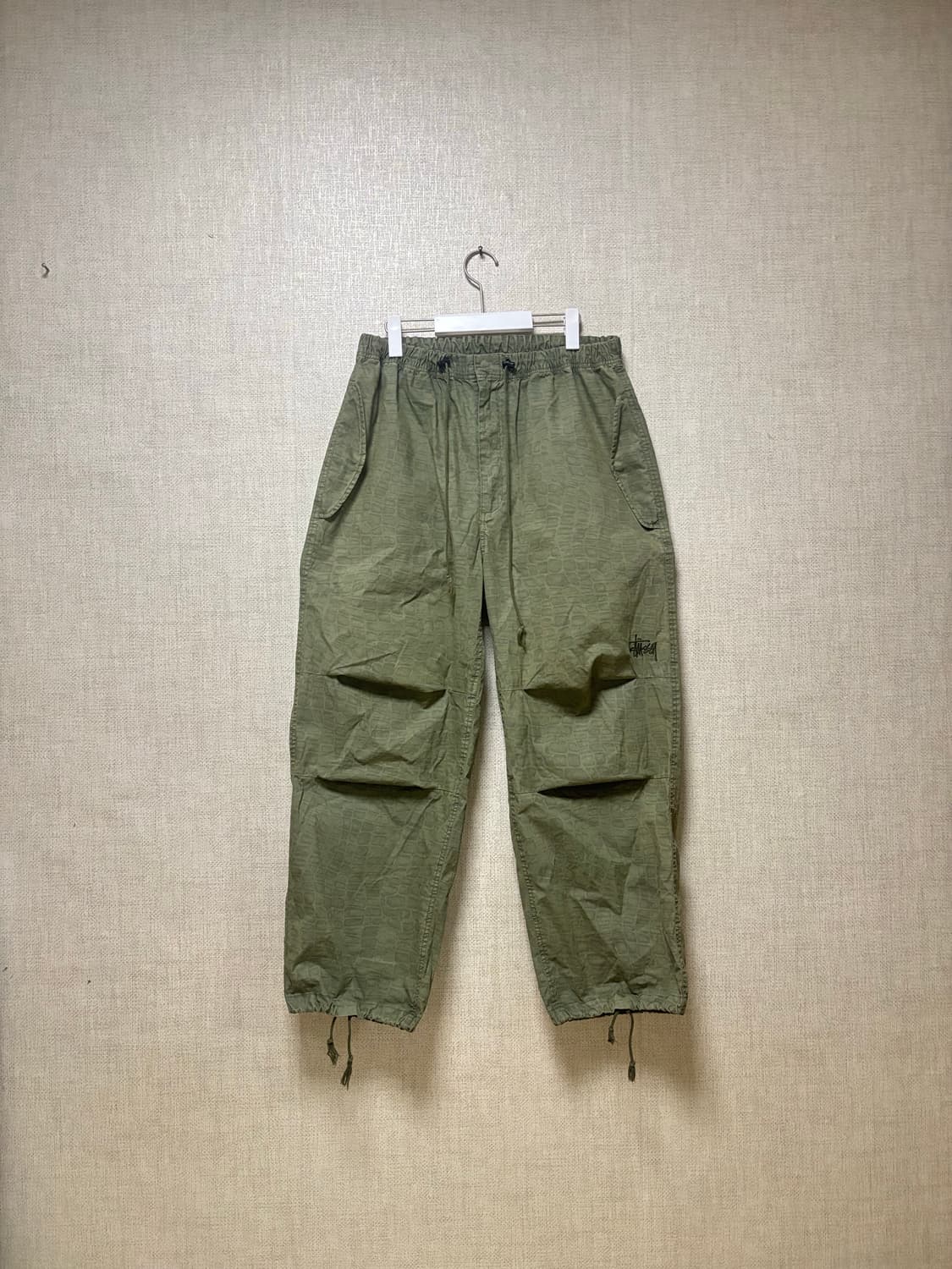 스투시 나이코 오버 트라우저 올리브 프린티드 상품이미지1