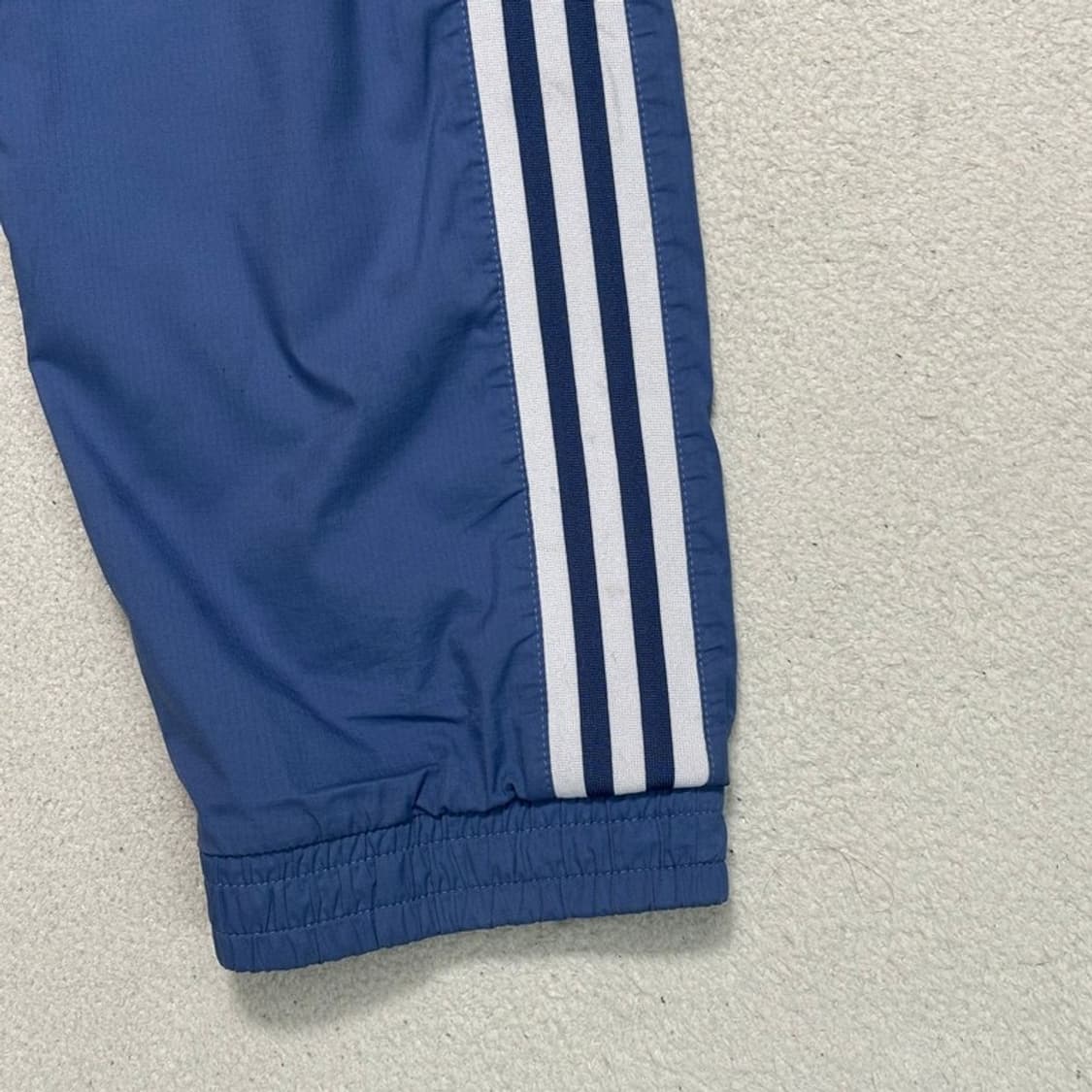 ADIDAS 스트라이프 우븐 조거팬츠 블루 S 상품이미지4