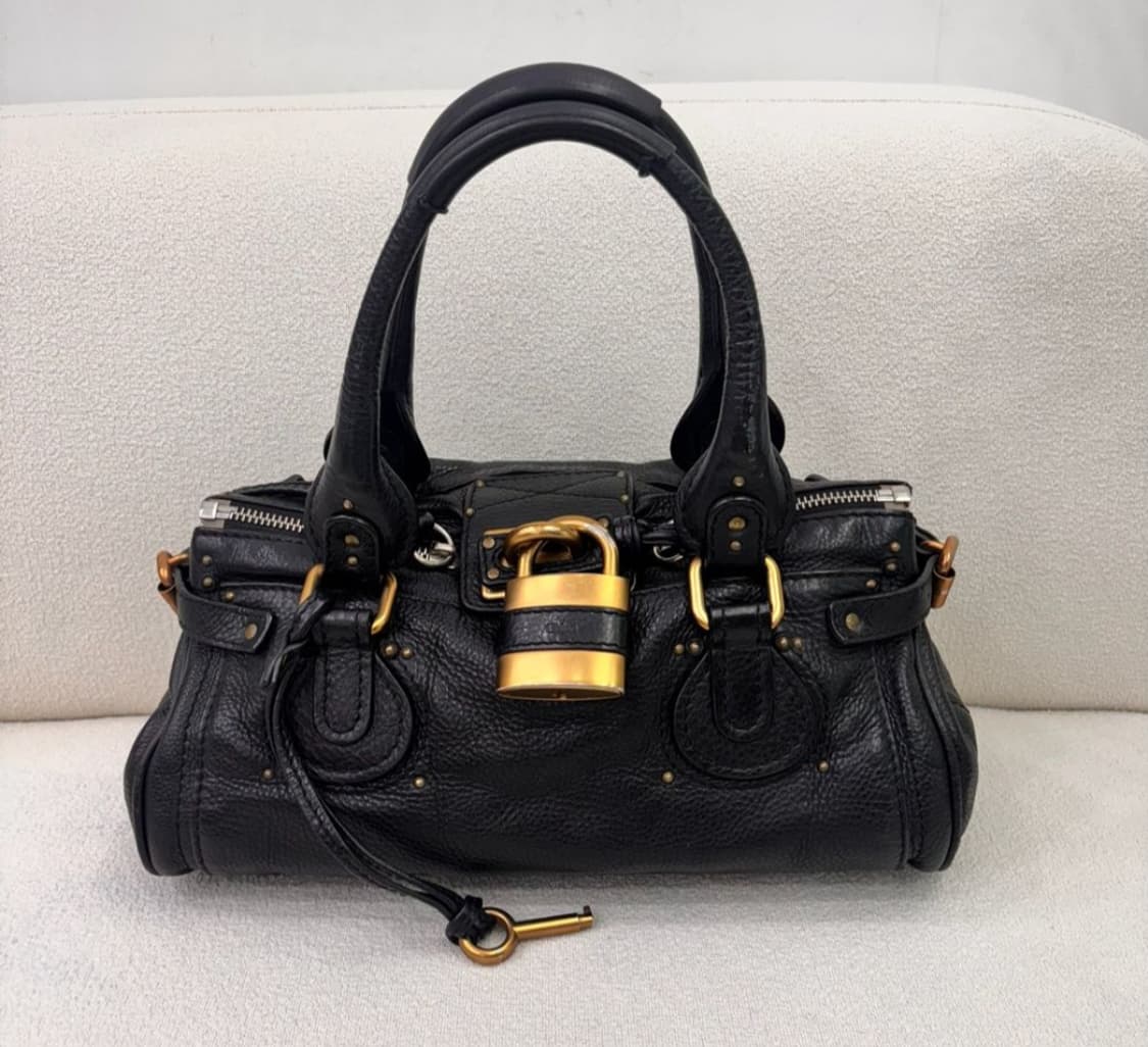 끌로에 패딩턴백 블랙 금장
미듐 상품이미지1