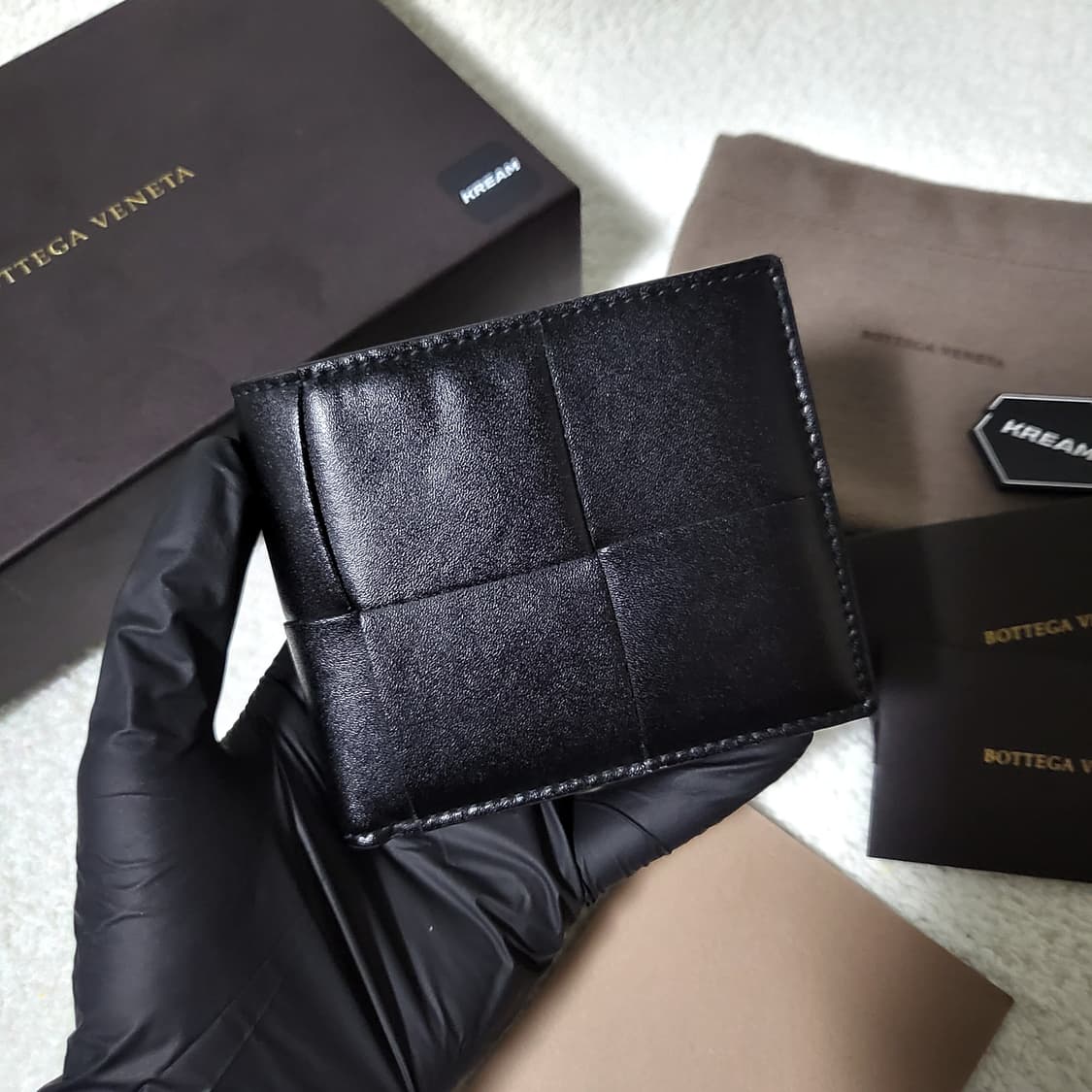 [신형/크림판] 보테가베네타 카세트 반지갑  상품이미지2