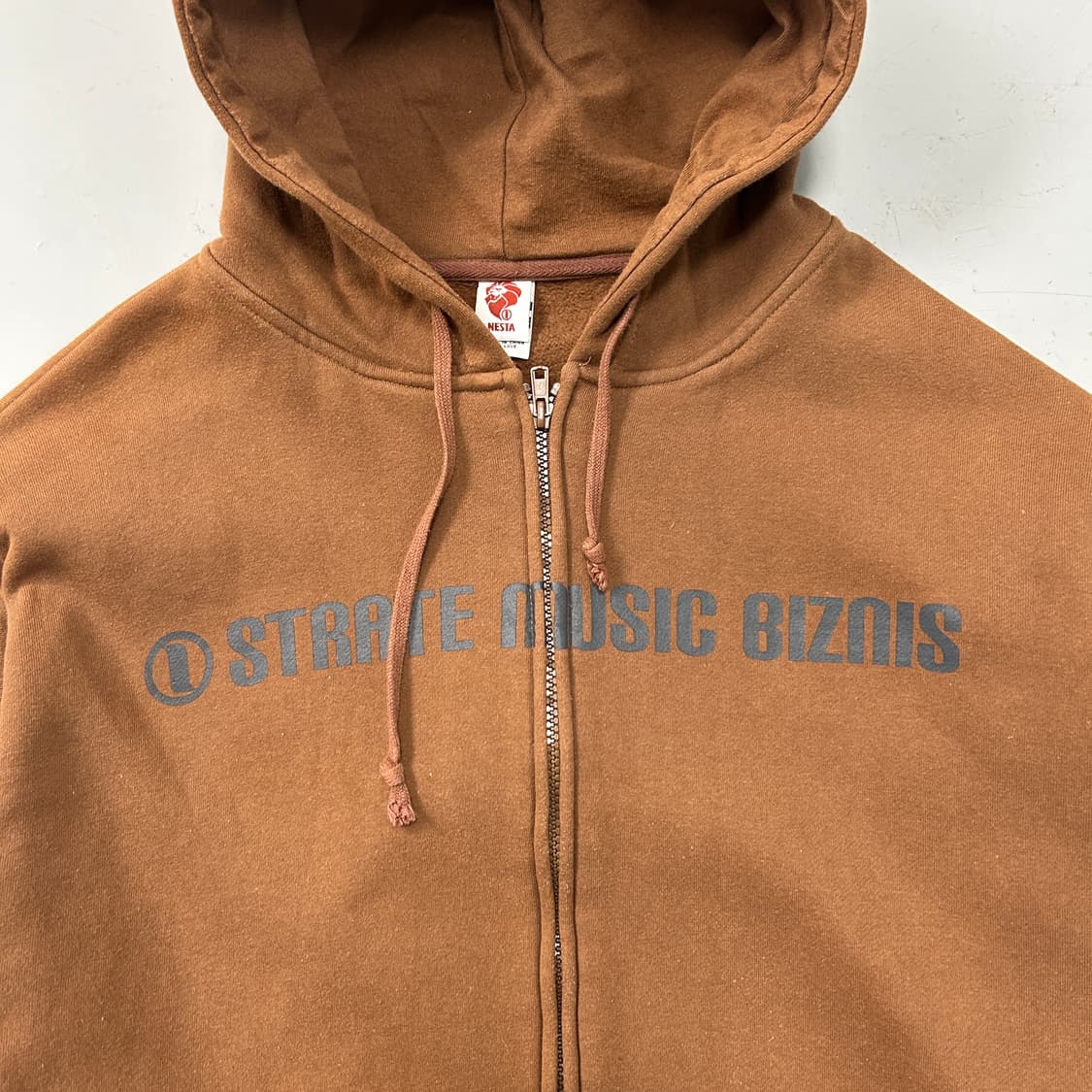 네스타 브라운 빅프린팅 집업 후디  상품이미지5