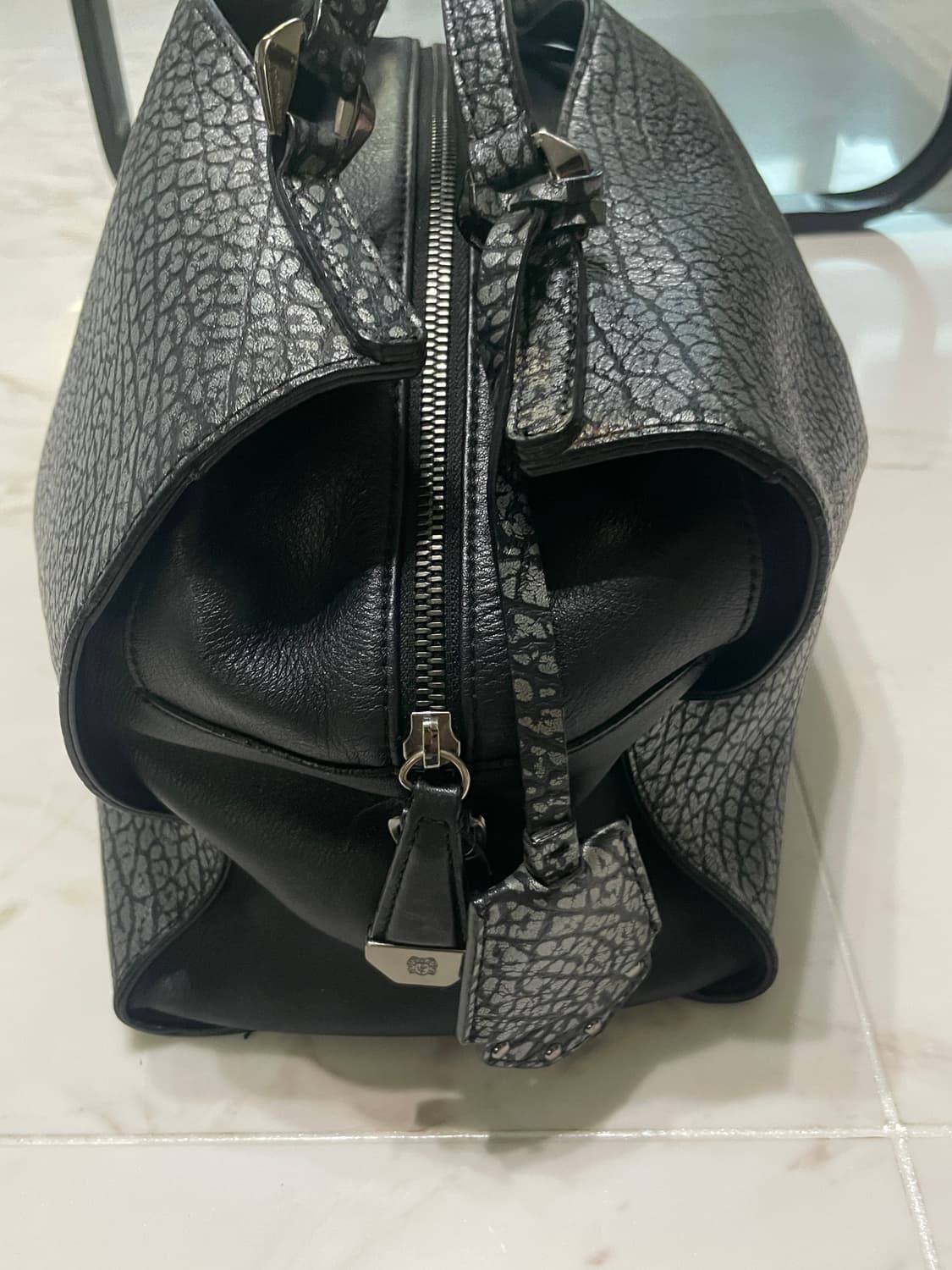 브루노말리 가죽가방 다크 그레이 토트백 상품이미지4