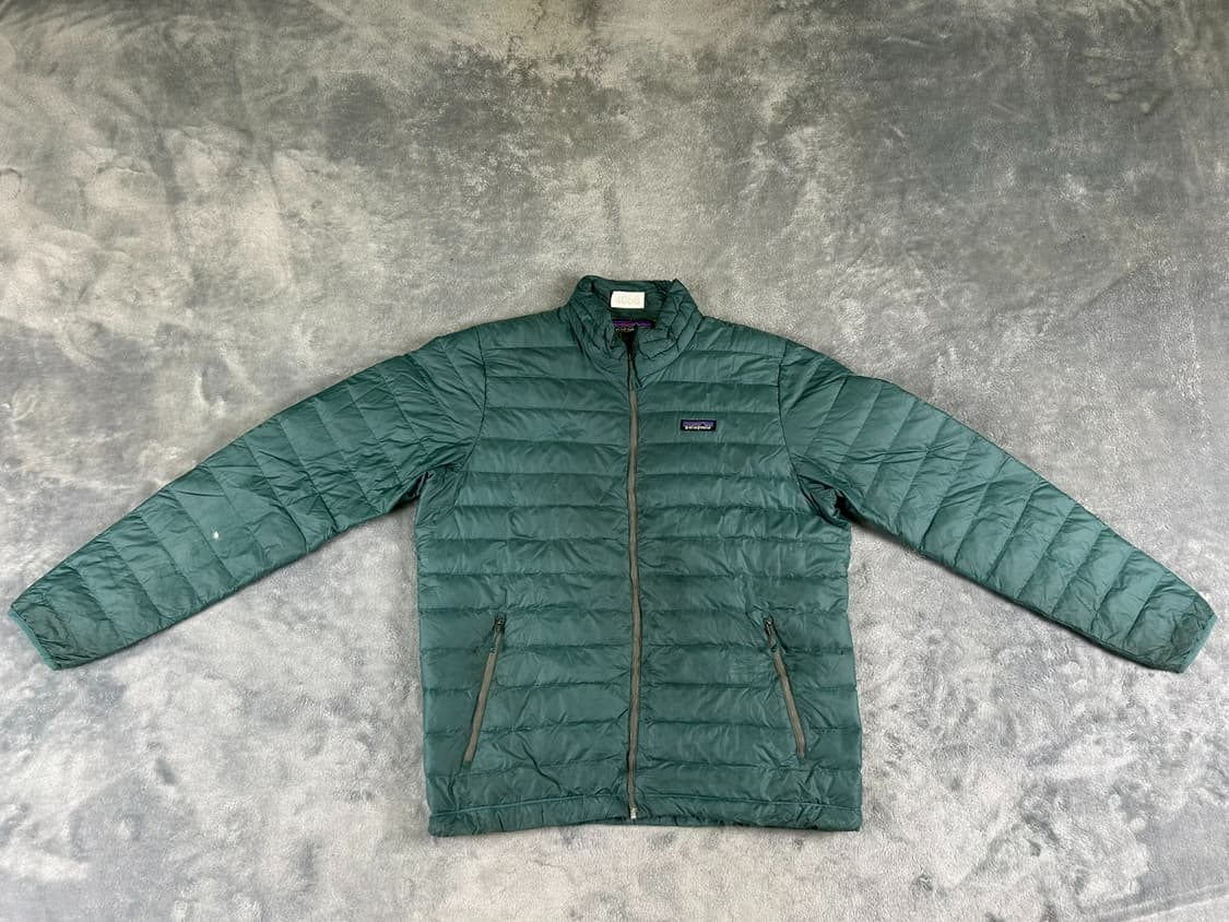 파타고니아 멘즈 경량패딩 상품이미지1