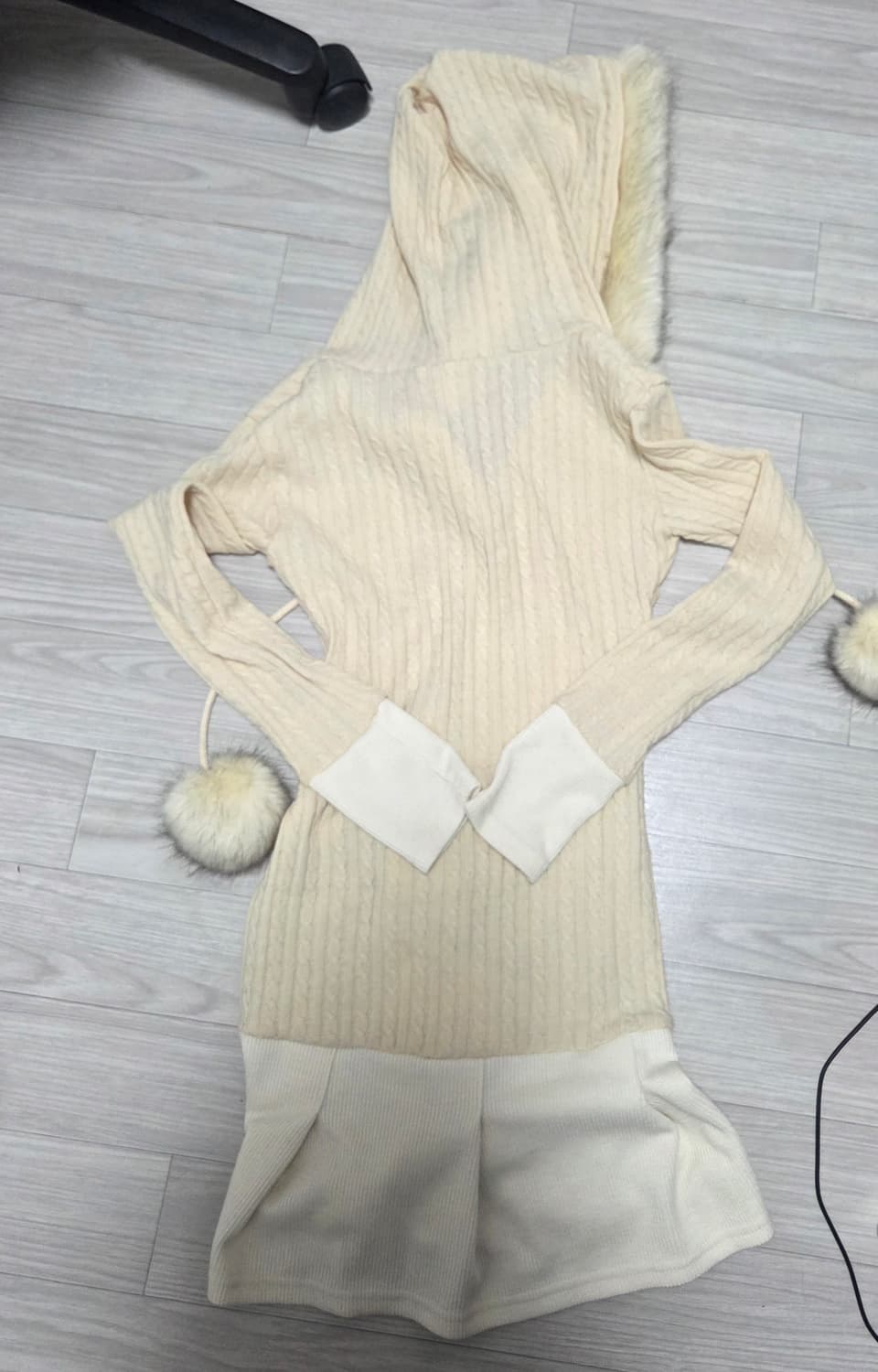 (S) 포어링 스노우볼 원피스 snowball onepiece 아이보리 상품이미지4