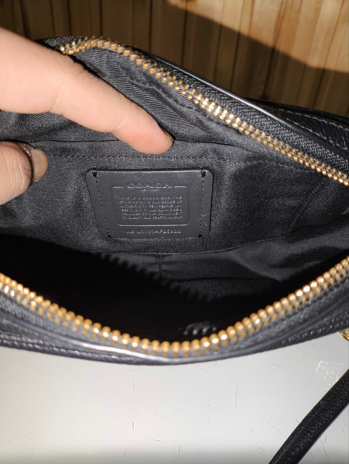 코치 카메라백 미니크로스백 상품이미지7