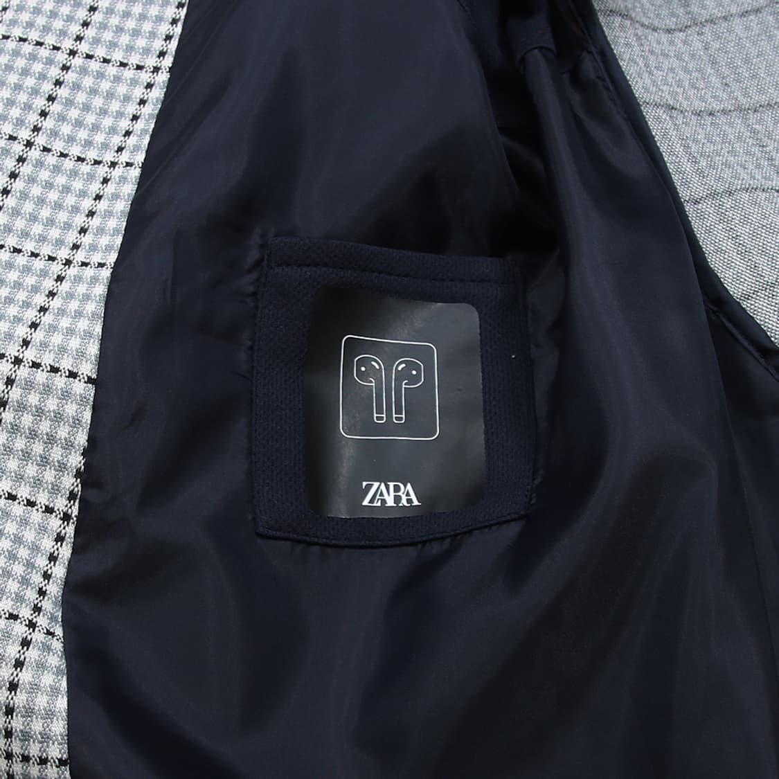 (착용컷) ZARA 체크 블레이져 (남성용 100) 상품이미지10