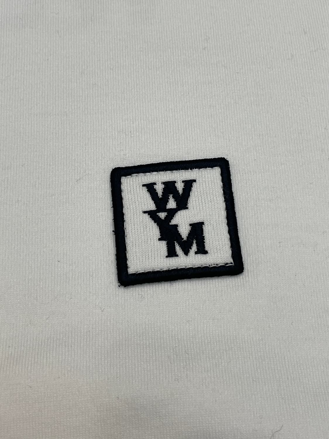 우영미 코튼 백로고 롱슬리브 티셔츠 화이트 23FW 상품이미지7