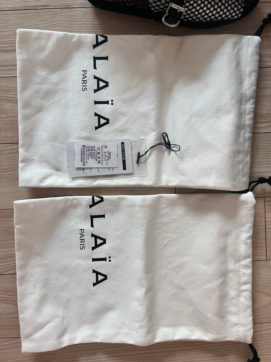 알라이아 피쉬넷 플랫슈즈 상품이미지5