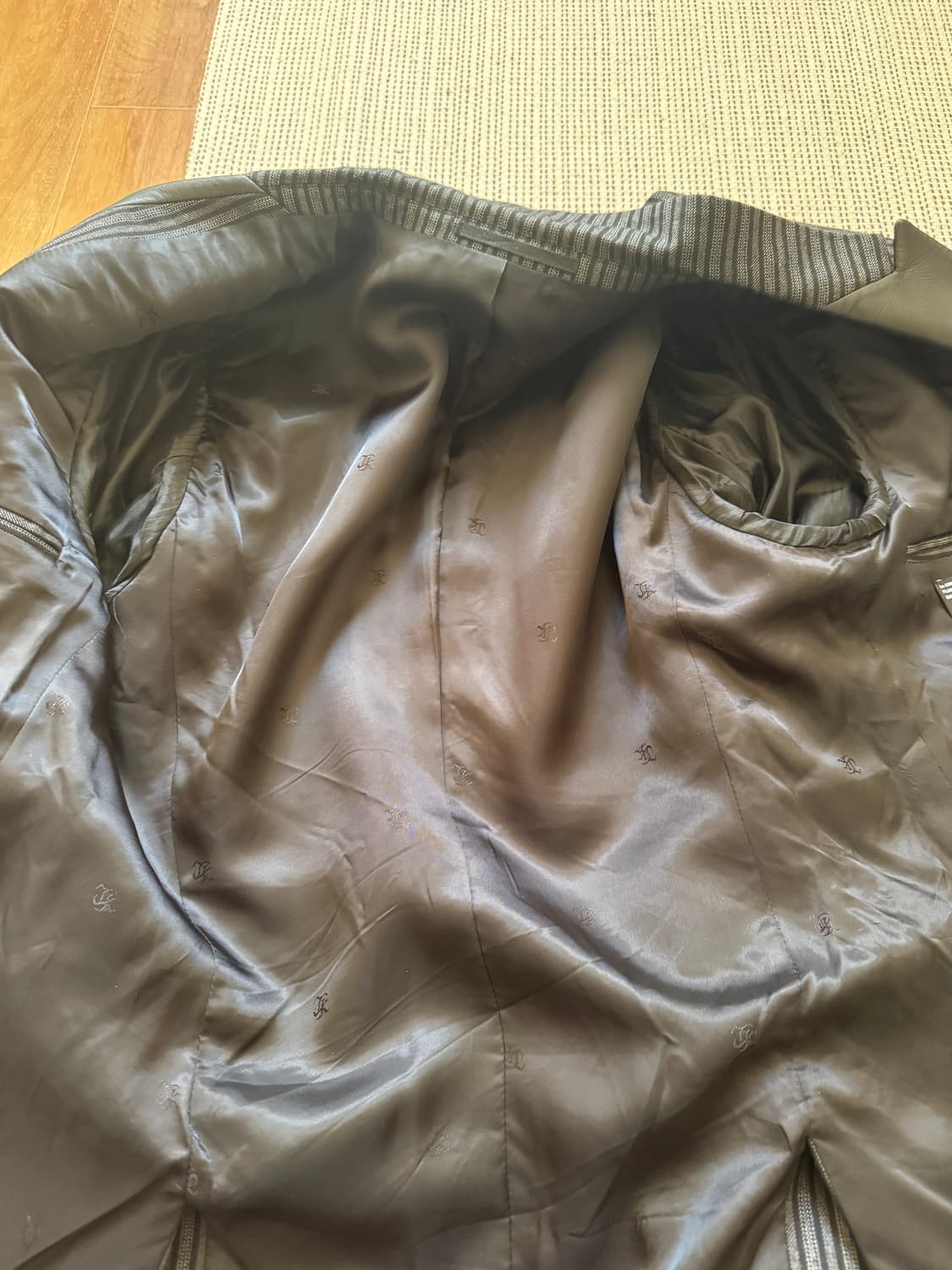 한섬 더쿨플스 모드계 양가죽 트림 블레이저 자켓 상품이미지7